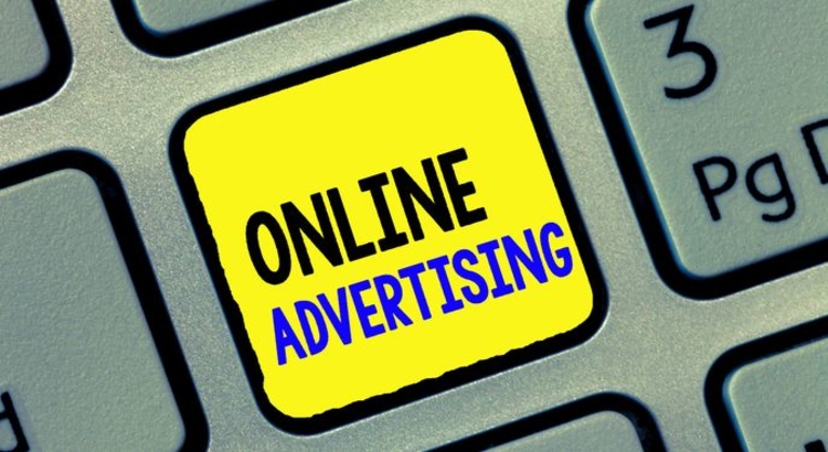 Internetwerbunb Foto iStock Artur